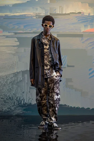Look 17